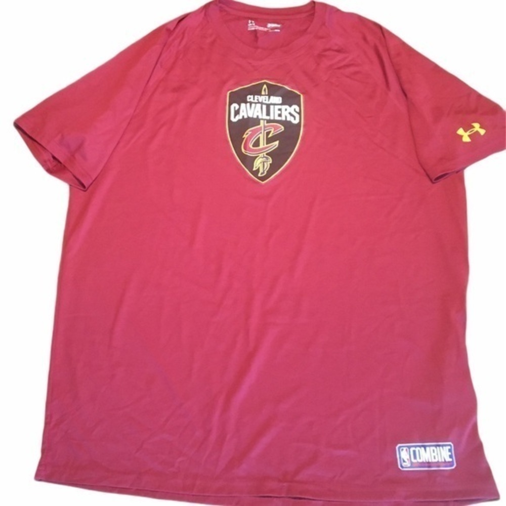 NWOT UNDER ARMOUR Mens Cle Cavs Dri Fit Shirt - LG